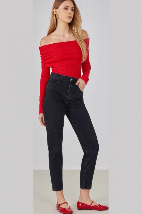 Premium high waisted mom fit jeans Andrea